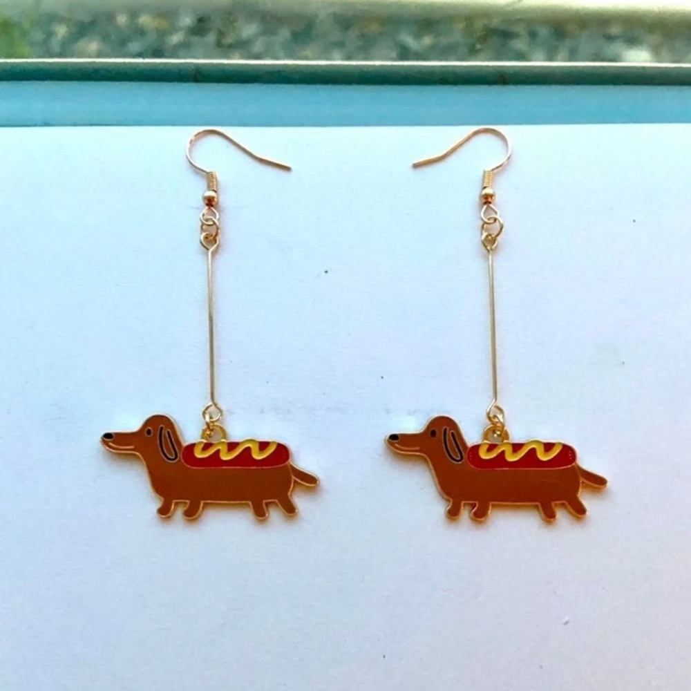 Dachshund Hotdog Earring